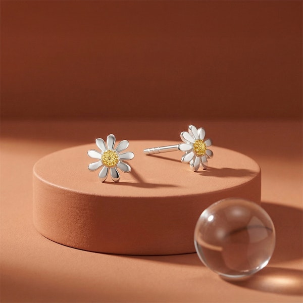 Daisy Marguerite Daisy Silver Women's Stud Earrings