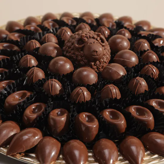 صينية شوكولاتة العيد من نوت جست ديزيرت