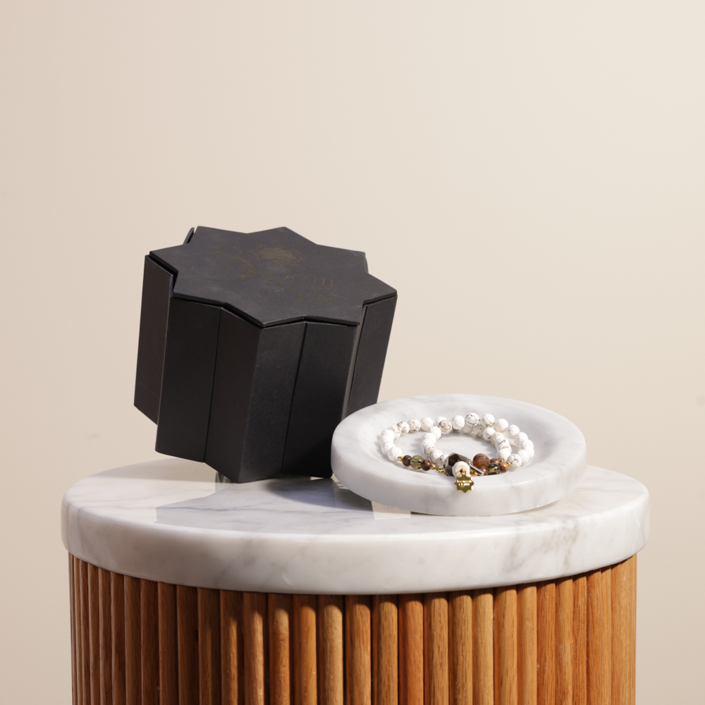 مجموعة سبح معًا نصلي من تسنيم عشقي | أبيض