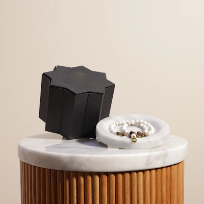 مجموعة سبح معًا نصلي من تسنيم عشقي | أبيض مجموعة سبح معًا نصلي من تسنيم عشقي | أبيض