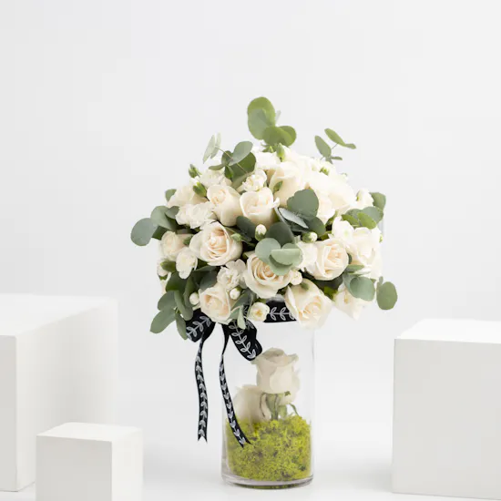 White Floral Centerpiece