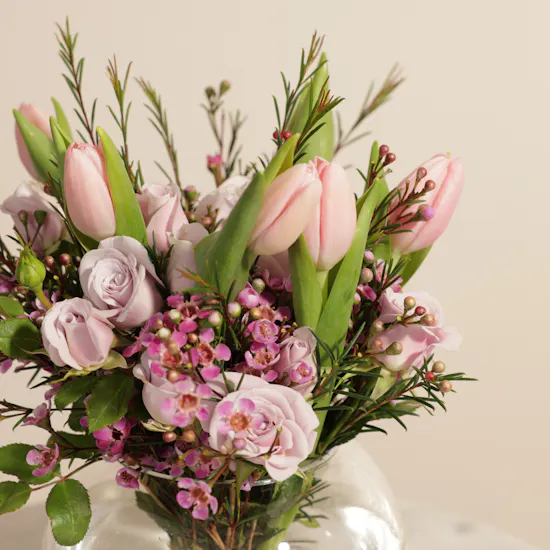 Godiva Royal Chocolate Box | Symbol of Appreciation Flowers Vase