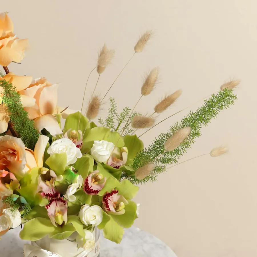 Amber Aura Flower Vase 3