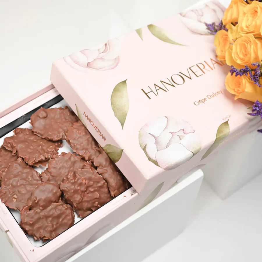 Hanoverian Chocolate | Yellow Roses 4