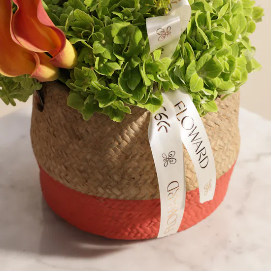 Sunshine Glow Flower Vase