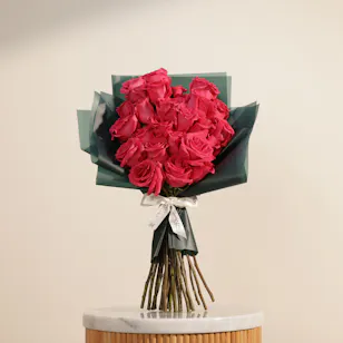 Fuchsia Delight Rose Bouquet | 25 Flowers