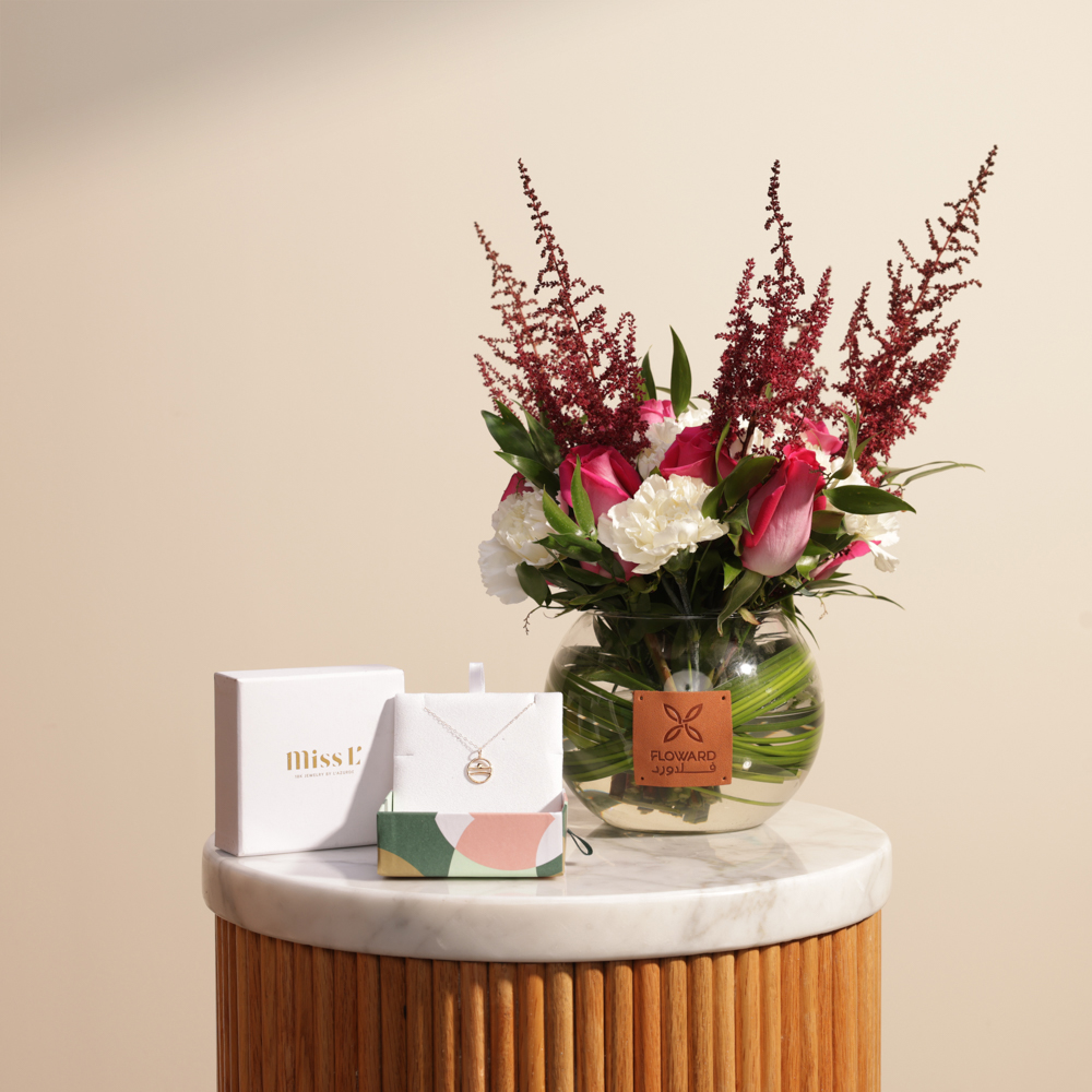 قلادة الأبراج من مس ال من لازوردي | مزهرية الزهور