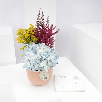 Raff by Paris Gift Card with Soft Beauty Vase