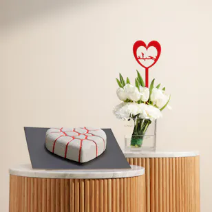 Dinara Kasko Kintsugi Heart Cake | I Love You Flowers Vase