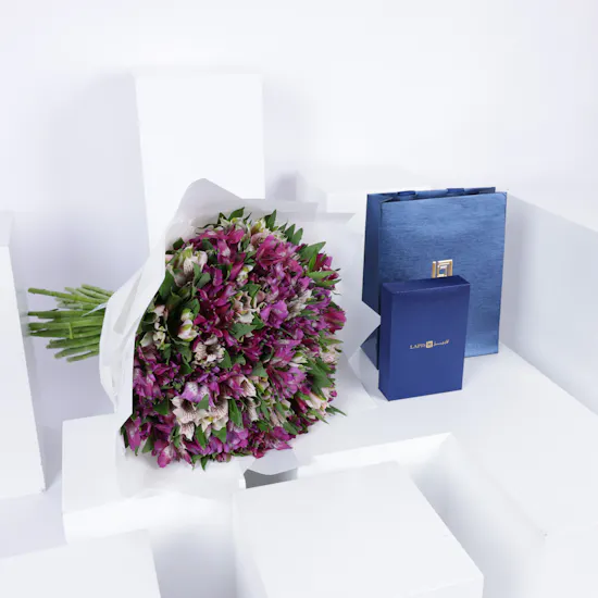Lapis Diamond & Gold Necklace | Alstroemeria Bouquet