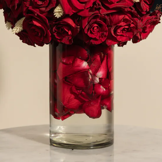 Red Roses Cloud Vase