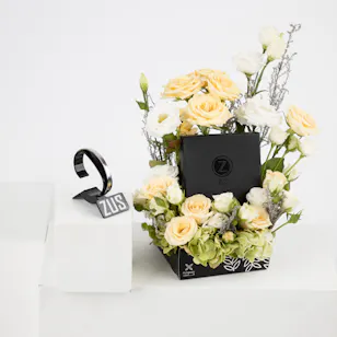 Zus Stainless Steel Cuff | Yellow Blooms