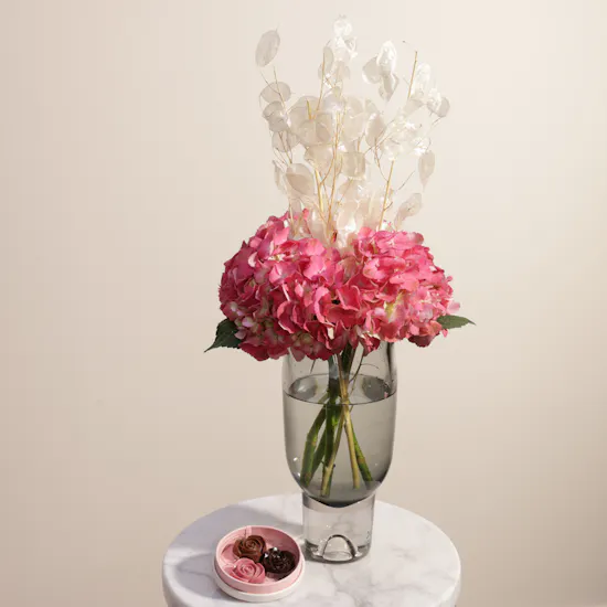 Bostani Rose Chocolate Box | Flowers Vase