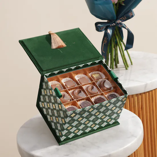 Forrey and Galland Dates and Chocolate Green Box | Light of Flowers