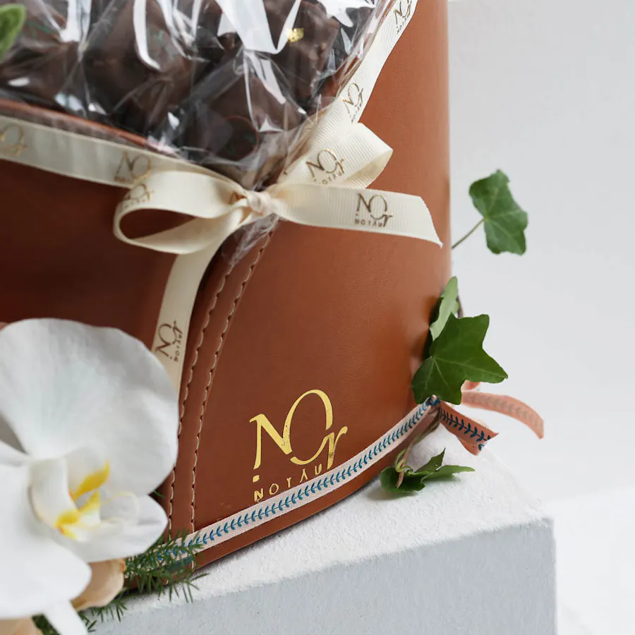 Nor Noyau ChocoLux Leather Bag |  Delicate Flowers 4