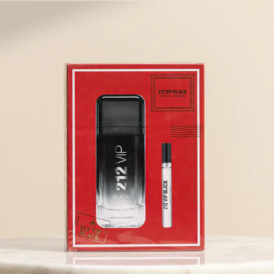 مجموعة عطر 212 ڤي آي بي بلاك للرجال من كارولينا هيريرا
