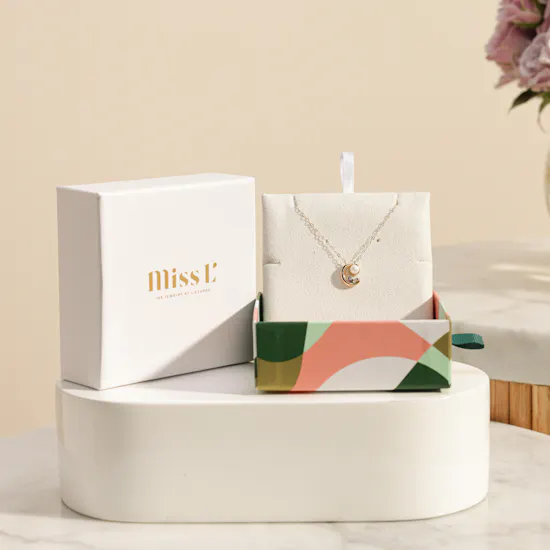 Miss L' by L'azurde Gold Elegant Necklace | Serenity Flowers Vase