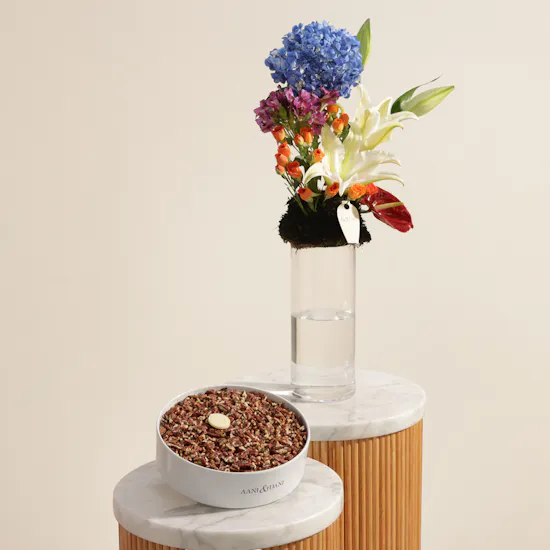 Aani & Dani Trifle Pecan Nut Caramel Cake | Color Ascending Flower Vase