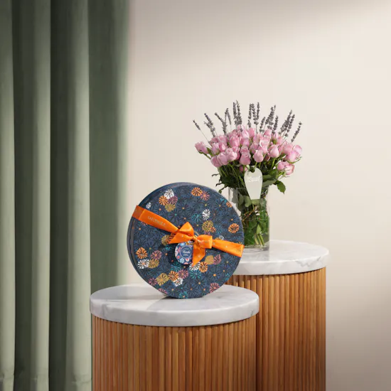 Venchi Murrine Cremino and Chocoviar Chocolate Gift Box | Whispering Grace Flower