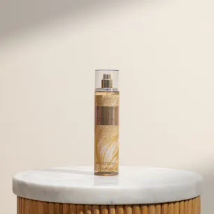 عطر الجسم إن ذا ستارز للنساء من باث آند بودي وركس | 236 مل