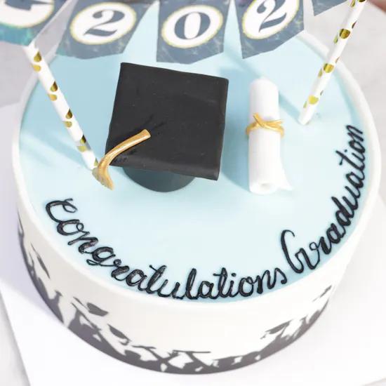 Cake Boutique Graduation Cake | Flowers