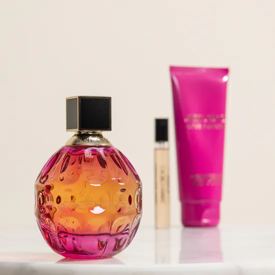 مجموعة عطر روز باشن او دى بارفيوم للنساء من جيمى شو