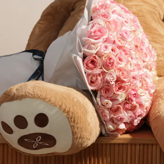 Floward Huge Teddy Bear | 150 Pink Roses