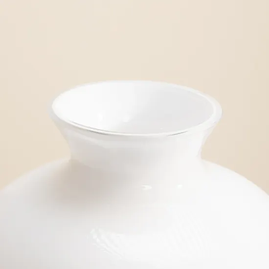 Floward White Opal Glass Vase