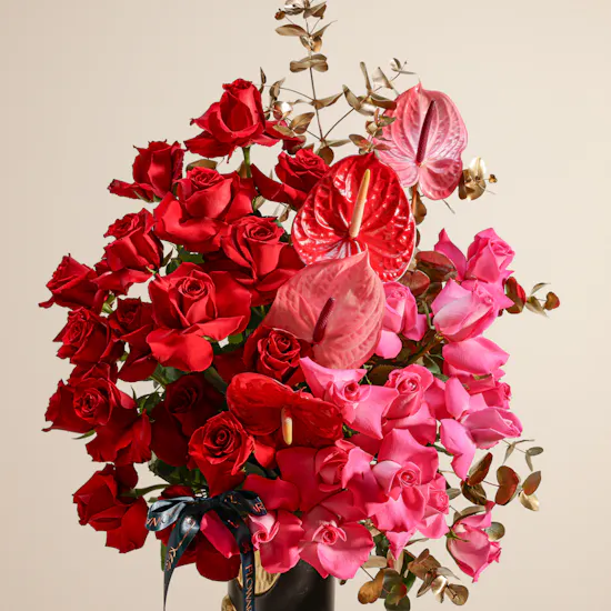 Endless Desire Flower Vase