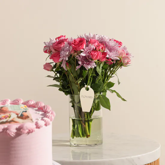 Floward Personalized Pink Photo Cake | Secret Garden Flower Vase