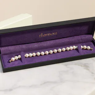 Damas Kiku Rose Gold and Pearl Bracelet Damas Kiku Rose Gold and Pearl Bracelet