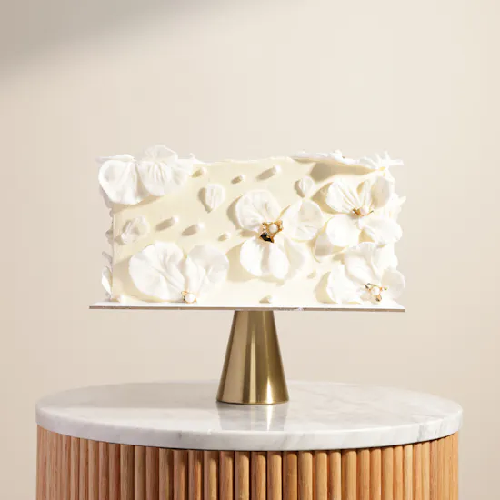 Floward White Pearl Rosette Square Cake