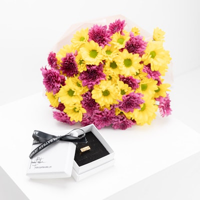 Nora Elbatran Custom Classic Royal Gold Plated Ring | Flower Bouquet