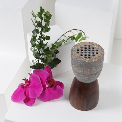 Istikanti Mubkharh & Orchid