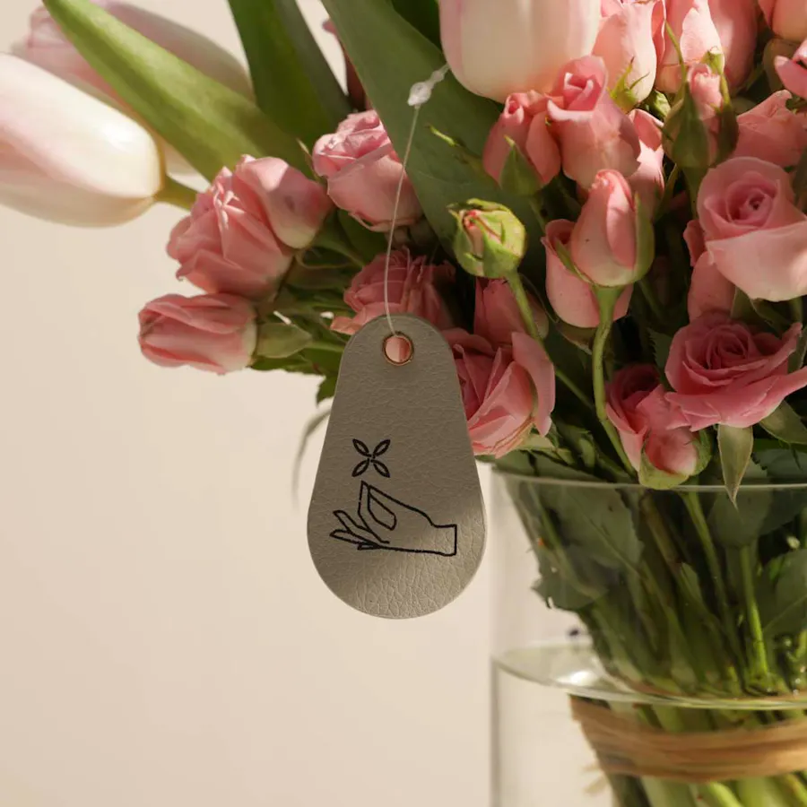 Tulip & Roses | Glass Vase 3