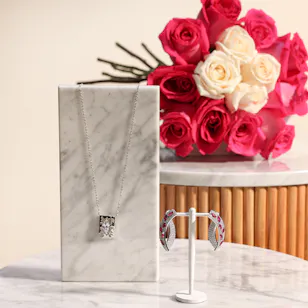 The Marquise Diamond Necklace & The Desert Palm Earring | Flowers