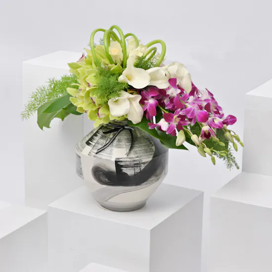 Artistic Blooms Vase