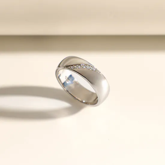 Floward Silver Whisper Unisex Ring | Size 10