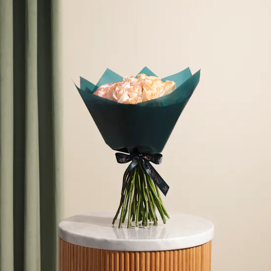 Peach Roses Bouquet | 35 Flowers