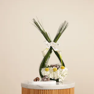Floward Premium Chocolate | Pure Flowers