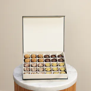 Floward Medium Chocolate Box