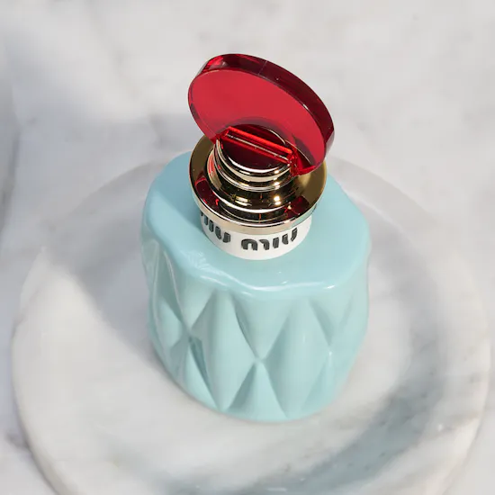 عطر لو دو موغيه أو دي بارفيوم للنساء من ميو ميو | 100 مل