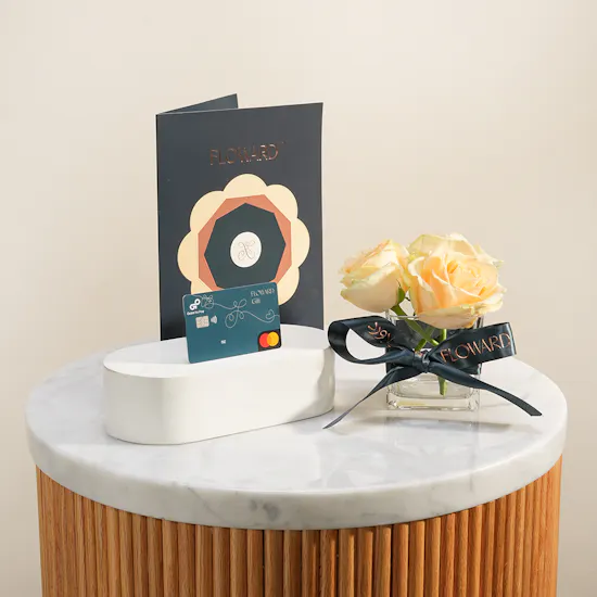 Floward Card | Sparkling Peach Rose Vase