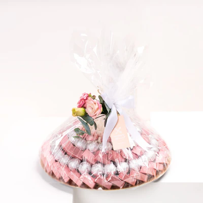 NJD It's a Girl Chocolate Tray | Pink Eustoma NJD It's a Girl Chocolate Tray | Pink Eustoma