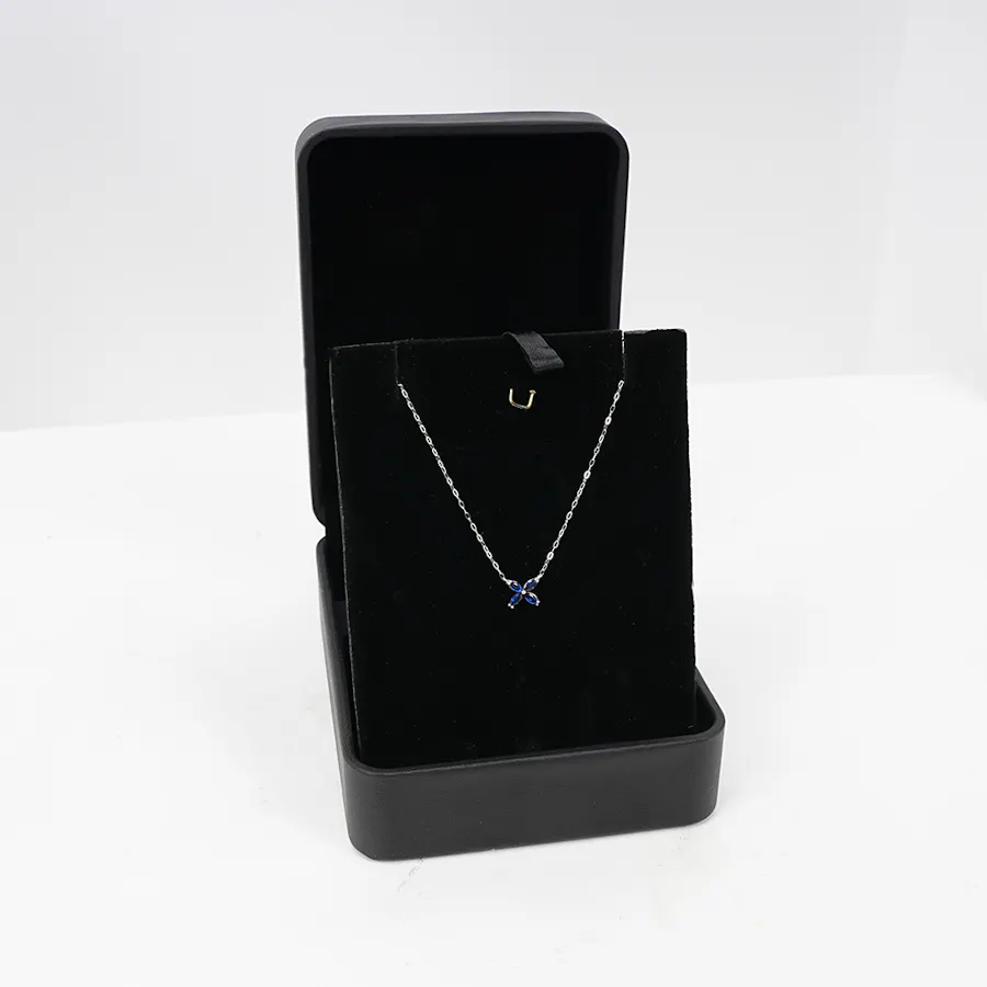 Nava Gold Flower Necklace 4