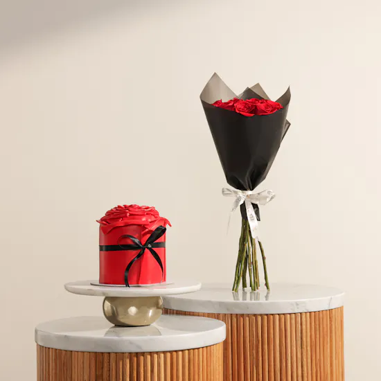 Cle Bakery Scarlet Bloom Cake | Classical Red Roses Bouquet