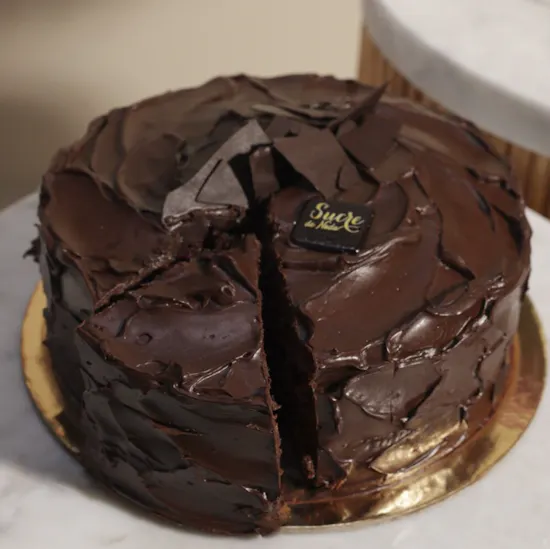 Sucre de Nada Chocolate Fudge Cake