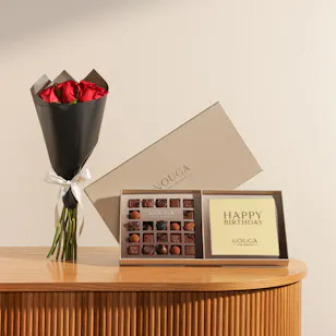 Nouga Happy Birthday Bonbon Chocolate Box | Shinny Roses Bouquet Nouga Happy Birthday Bonbon Chocolate Box | Shinny Roses Bouquet