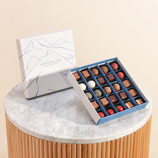 Sweetzerland Chocolate Box | 25 Pieces | Praline & Truffle