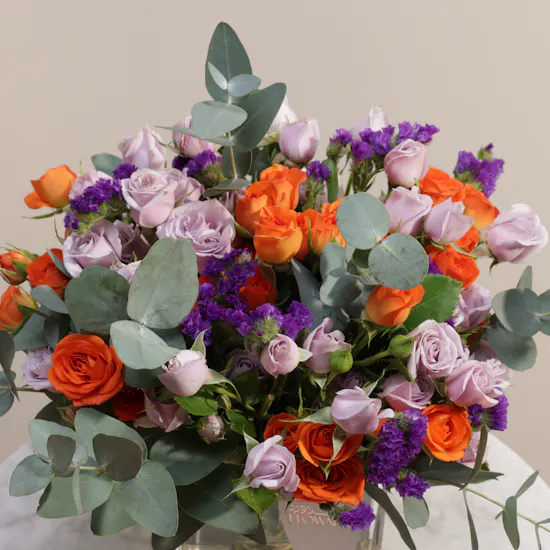 Bilberry Cookies Medium Box | Colorful Vase